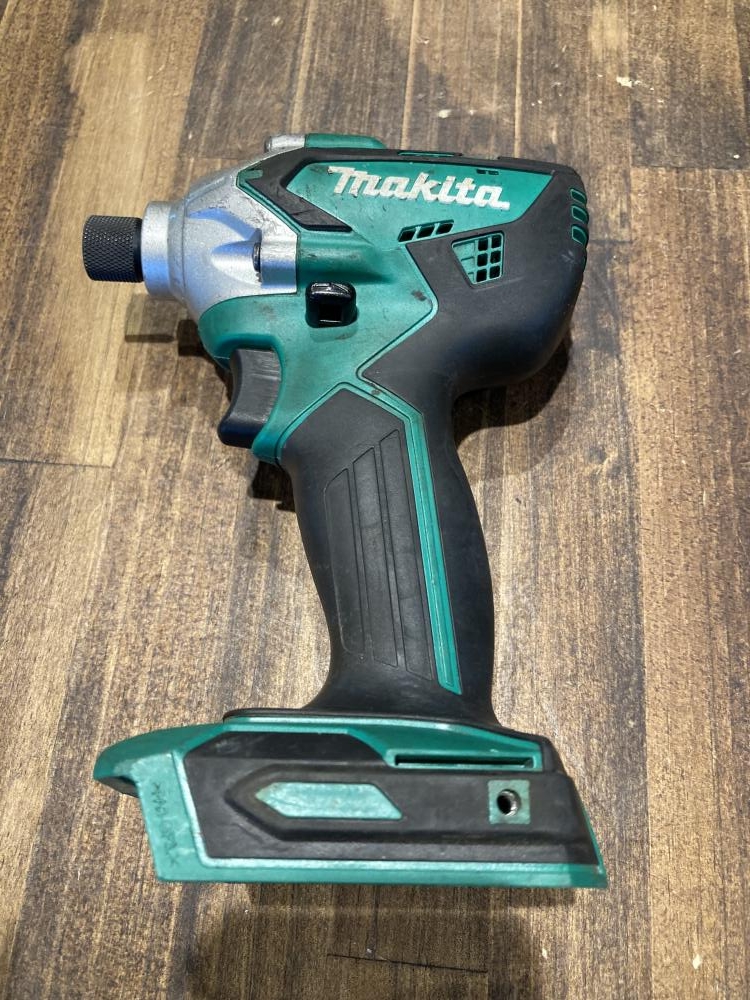 マキタ 14.4V充電式インパクトドライバ MTD001Dの中古 中古C傷汚れあり