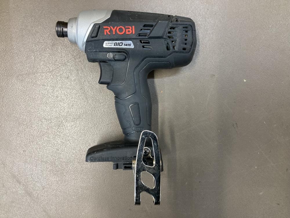RYOBI 14.4V充電式インパクトドライバ BID-1416の中古 中古B使用感あり 