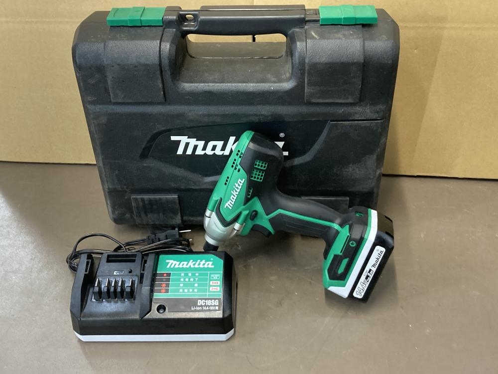 マキタ 14.4V充電式インパクトドライバ M695DSAの中古 中古B使用 マキタ 14.4V充電式インパクトドライバ M695DSAの中古 中古B使用
