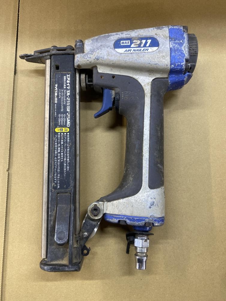 MAX 25mm常圧フィニッシュネイラ TA-211/SF25MOの中古 中古C傷 MAX 25mm常圧フィニッシュネイラ TA-211/SF25MOの中古 中古C傷