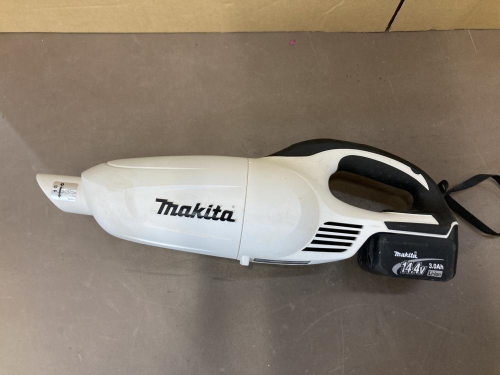 マキタ 14.4V充電式クリーナー CL141FDの中古 中古B使用感あり