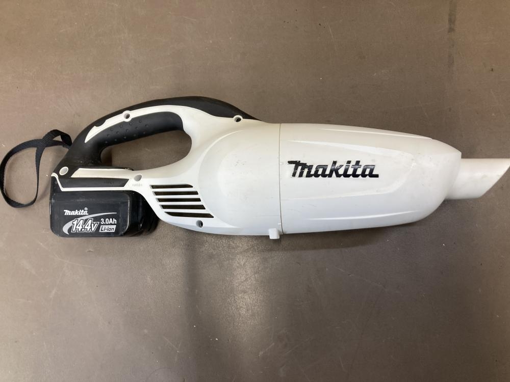 マキタ 14.4V充電式クリーナー CL141FDの中古 中古B使用感あり