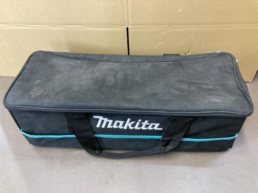 マキタ 14.4V充電式クリーナー CL141FDの中古 中古B使用感あり マキタ 14.4V充電式クリーナー CL141FDの中古 中古B使用感あり