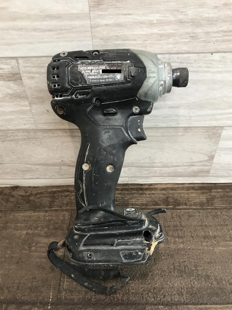 マキタ makita 充電式インパクトドライバ TD147Dの中古 中古C傷 