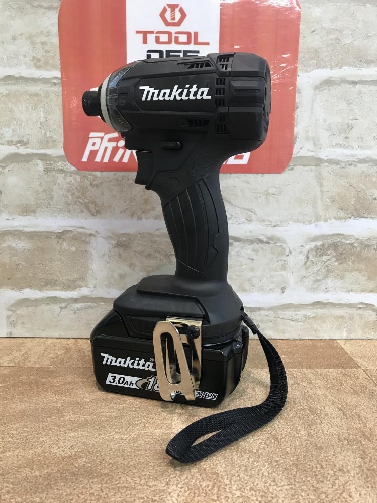 マキタ makita 充電式インパクトドライバ TD149DRFXBの中古 未 マキタ makita 充電式インパクトドライバ TD149DRFXBの中古 未