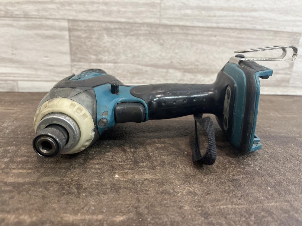makita マキタ 充電式インパクトドライバ TD133Dの中古 中古C傷汚れ makita マキタ 充電式インパクトドライバ TD133Dの中古 中古C傷汚れ