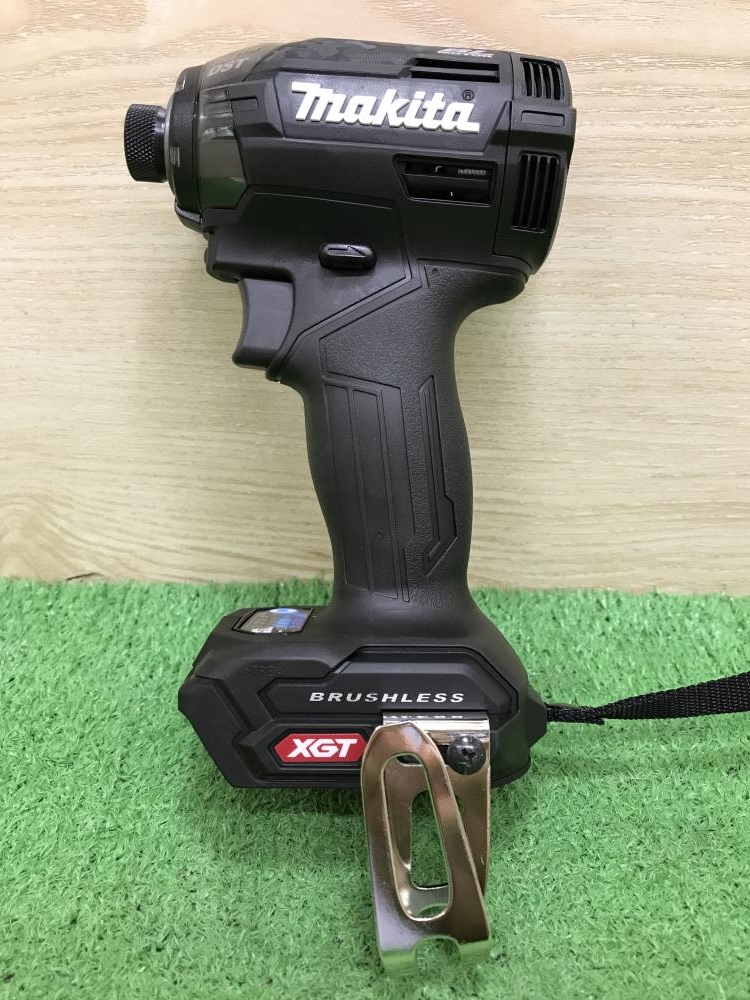 マキタ 40Vmax充電式インパクトドライバ TD002GRDXB 黒の中古 未使用品 