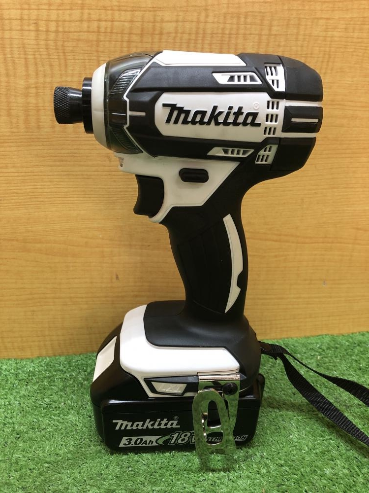 マキタ makita 充電式インパクトドライバ TD149DRFXの中古 中古A(美品 