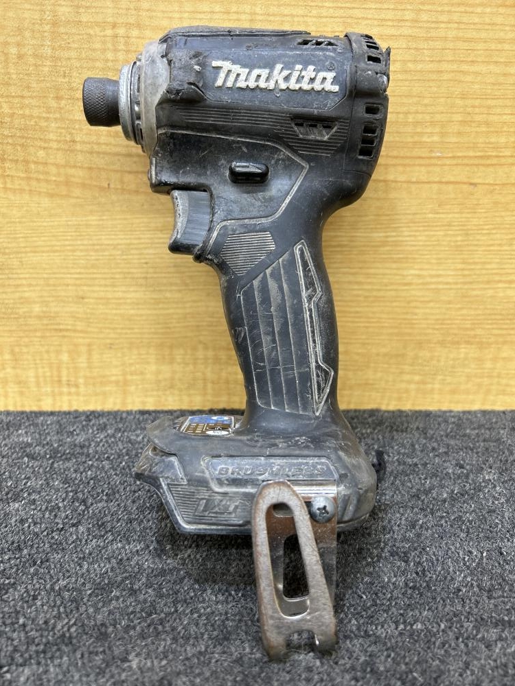 全商品オープニング価格！ マキタ makita 充電式インパクトドライバ 18V TD171Dの中古 本体