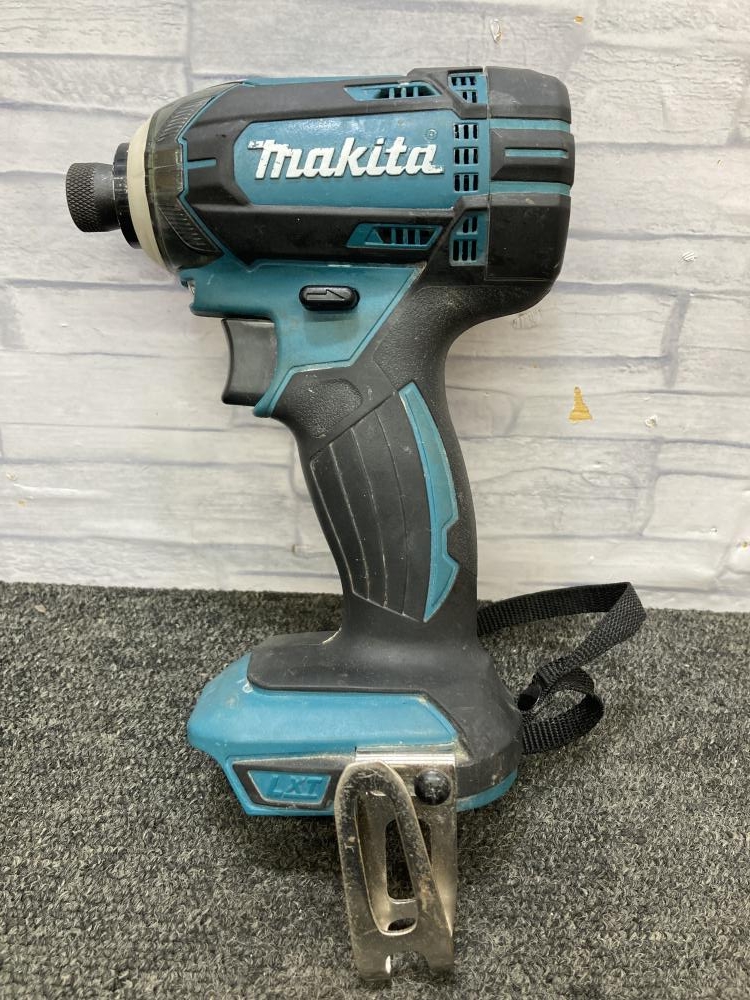 マキタ makita 充電式インパクトドライバ TD138Dの中古 中古C傷汚れ 