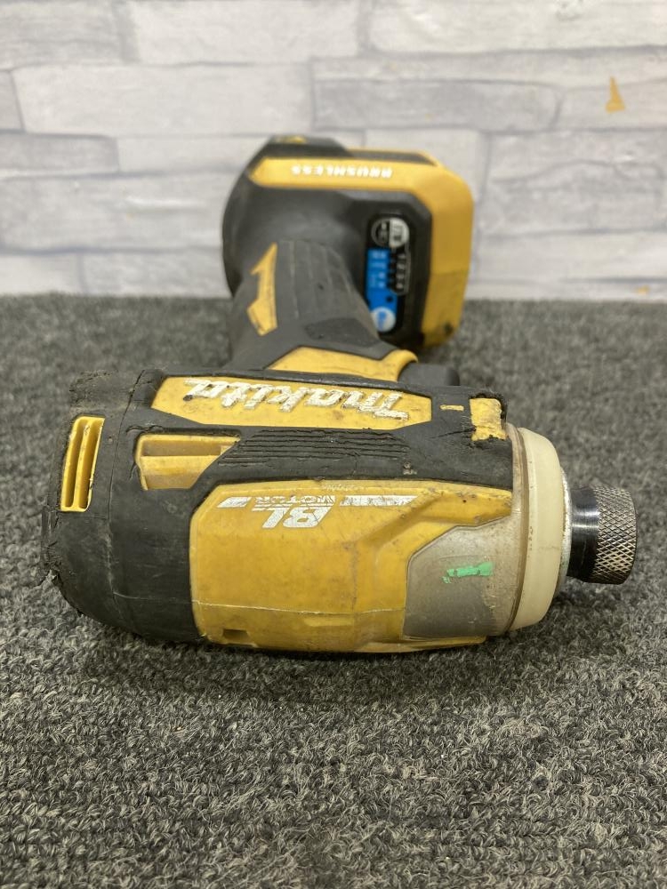 マキタ makita 充電式インパクトドライバ TD172Dの中古 中古C傷 マキタ makita 充電式インパクトドライバ TD172Dの中古 中古C傷