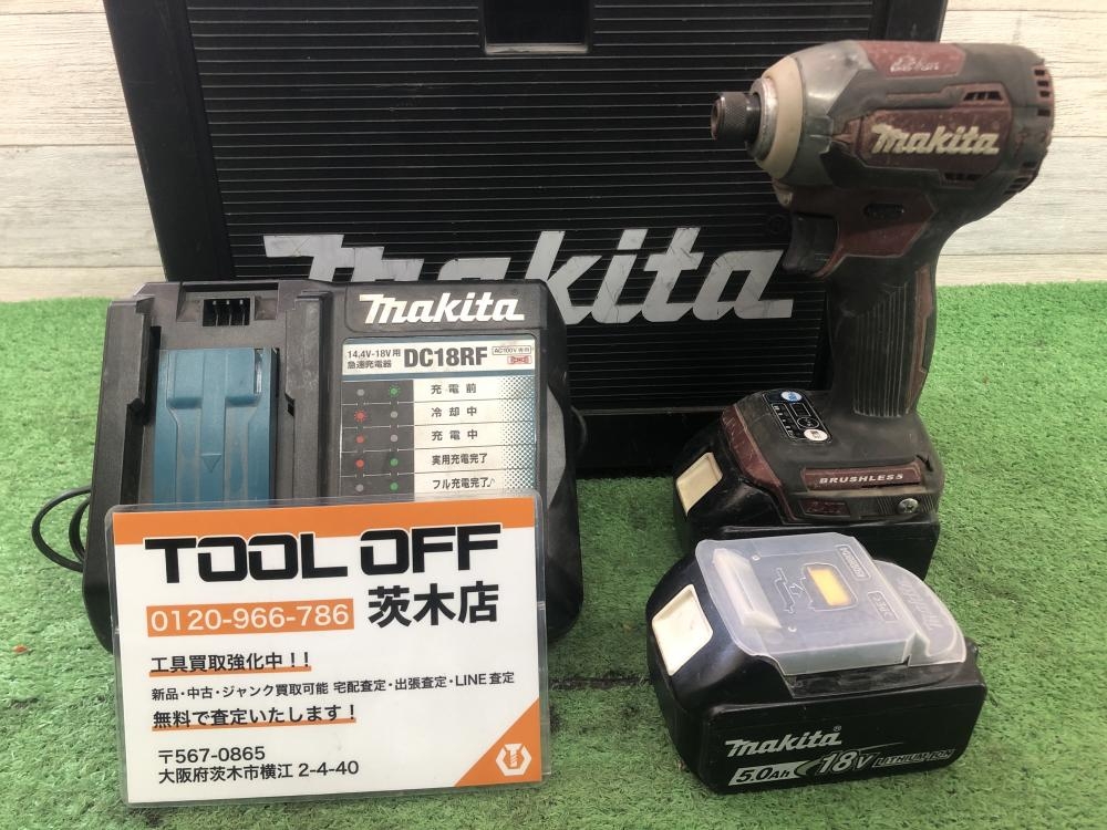 マキタ 充電式インパクトドライバ TD170DTXARの中古 中古C傷汚れあり 