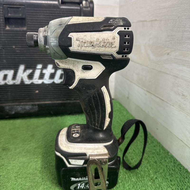 マキタ 14.4V充電式インパクトドライバ TD136DRFXWの中古 中古C傷汚れ 