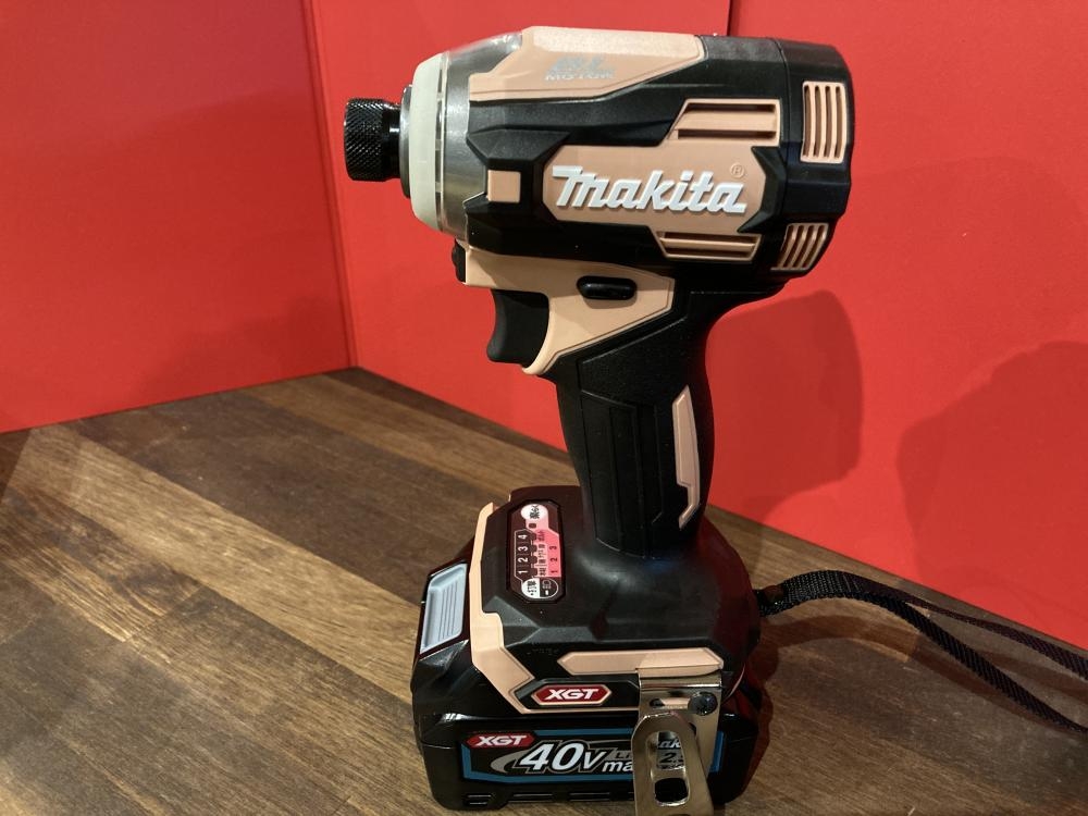 マキタ 充電式インパクトドライバ 限定色 TD001GDXFCの中古 未
