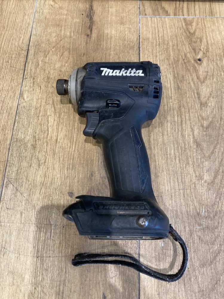 マキタ 18V充電式インパクトドライバ TD171Dの中古 ジャンク マキタ 18V充電式インパクトドライバ TD171Dの中古 ジャンク