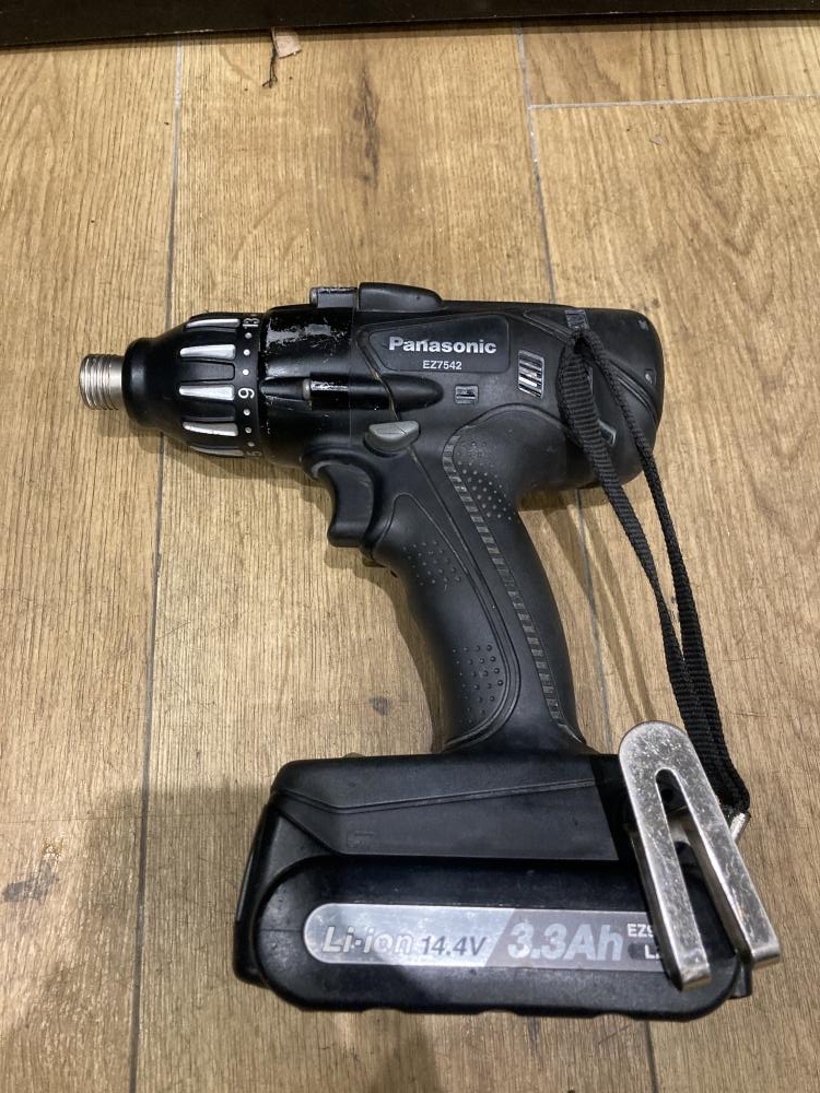 Panasonic 14.4V充電マルチインパクトドライバ EZ7542の中古 中古B使用  