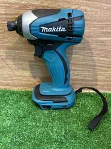 美品 Makita マキタ18vインパクトドライバTD146DX 恥ずかしかっ 本体のみ