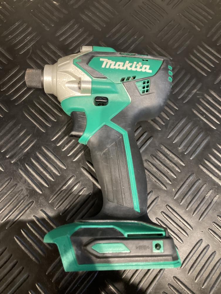 マキタ makita 充電式インパクトドライバ MTD002DSXの中古 中古C傷汚れ 
