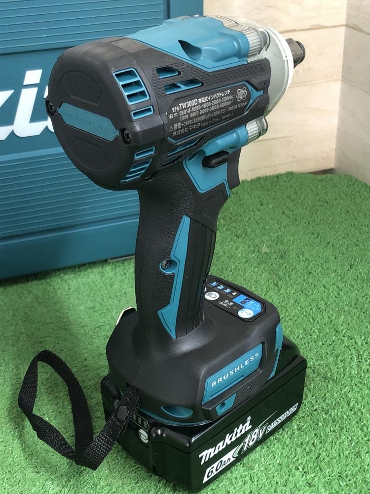 makita マキタ 充電式インパクトレンチ TW300DRGXの中古 未使用品