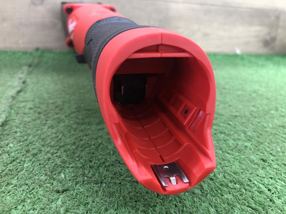 ミルウォーキー 1/2インチ300Nmアングルインパクトレンチ M12 ミルウォーキー 1/2インチ300Nmアングルインパクトレンチ M12