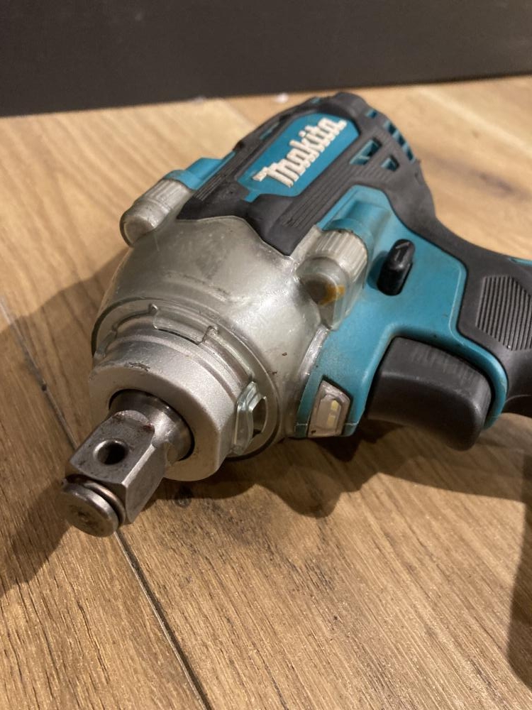 マキタ makita 充電式インパクトレンチ TW300DZの中古 中古B使用感あり