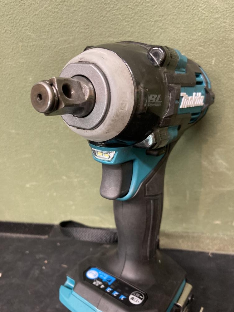 マキタ TW0250 インパクトレンチ【リライズ野田愛宕店】【店頭取引限定】【中古】 マキタ 充電式インパクトレンチ TW004Gの中古 中古C傷汚れあり 《埼玉