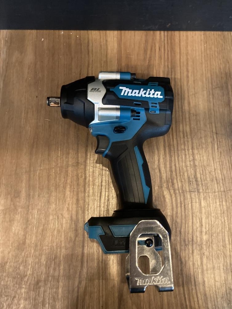 makita マキタ 18V充電式インパクトレンチ TW700Dの中古 中古B