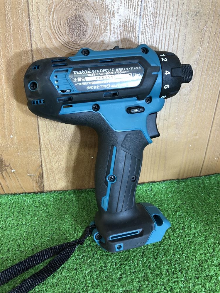 マキタ makita 10.8V充電式ドライバドリル DF031Dの中古 中古A