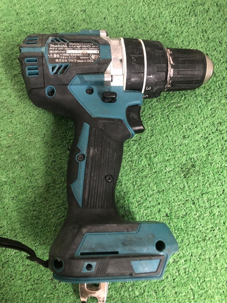 マキタ makita 充電式震動ドライバドリル HP484DZの中古 中古C傷