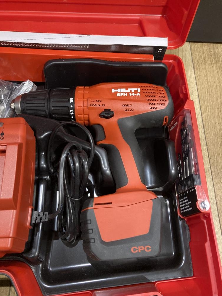 ヒルティ SFC14-A 充電式ドリルドライバー【野田愛宕店】【店頭取引限定】【中古】IT3L95E3POX1 ヒルティ SFC14-A 充電式 コンパクトドリルドライバー ボックス 429276