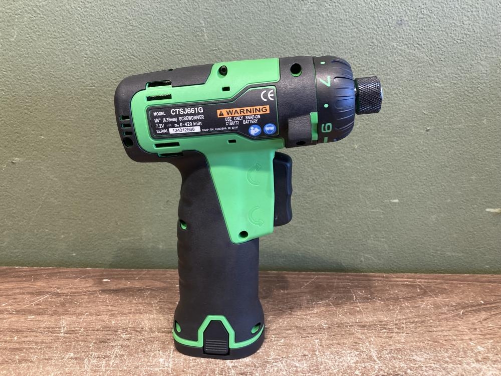 Snap-on スナップオン 電動スクリュードライバー CTSJ661 Snap-on スクリュードライバー CTSJ661Gの中古 中古C傷汚れあり 《宮城