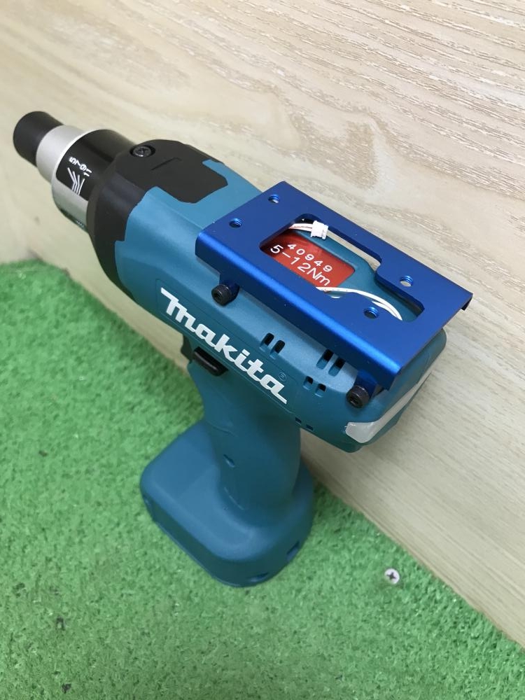 マキタ 14.4V充電式スクリュードライバ FT127FD ※USBケーブル付