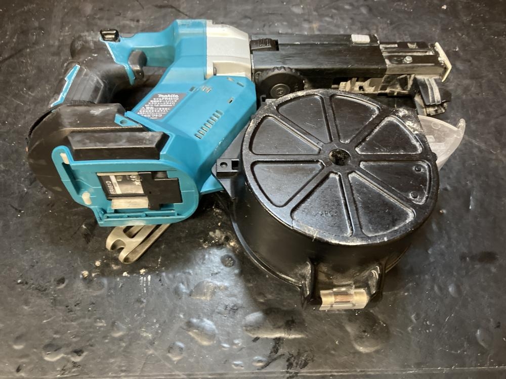 マキタ 18Vオートバックススクリュードライバー FR451Dの中古 中古C傷 
