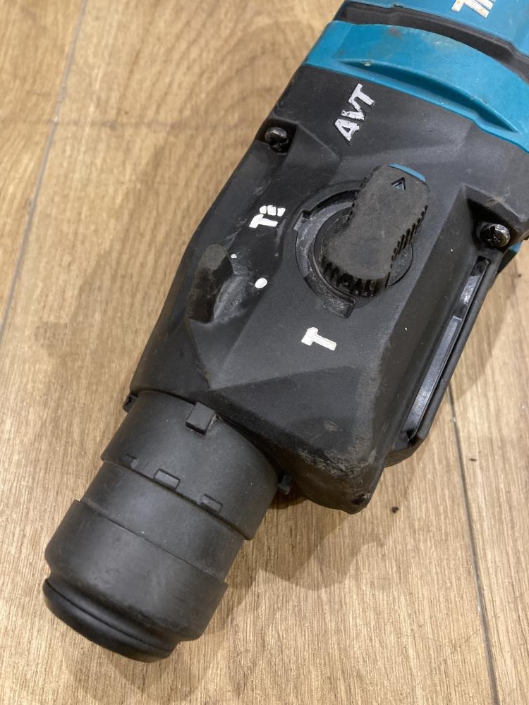 マキタ makita 18mm充電式ハンマドリル HR181Dの中古 中古C傷 マキタ makita 18mm充電式ハンマドリル HR181Dの中古 中古C傷