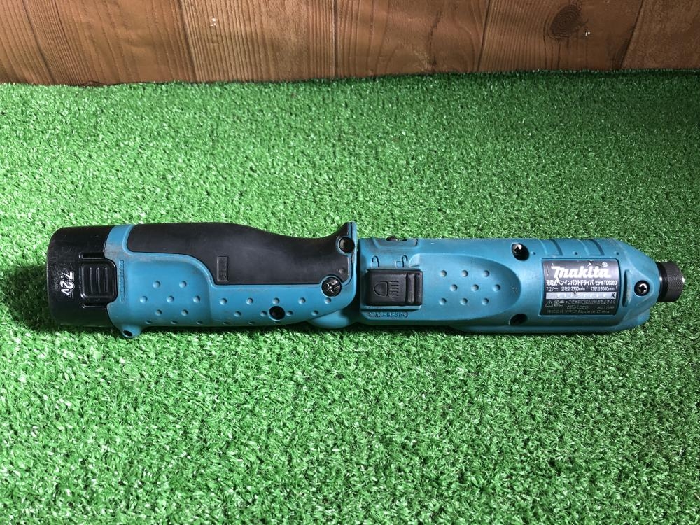 マキタ makita 充電式ペンインパクトドライバ TD020Dの中古 中古