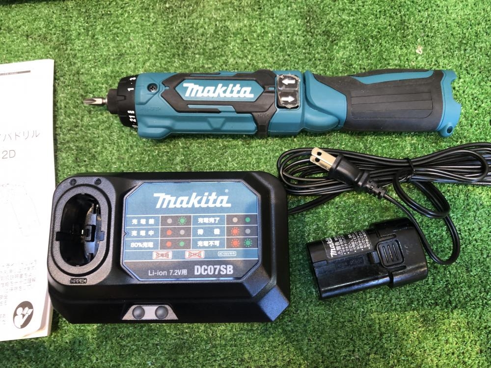 マキタ makita 充電式ペンドライバドリル DF012Dの中古 中古C傷汚れ