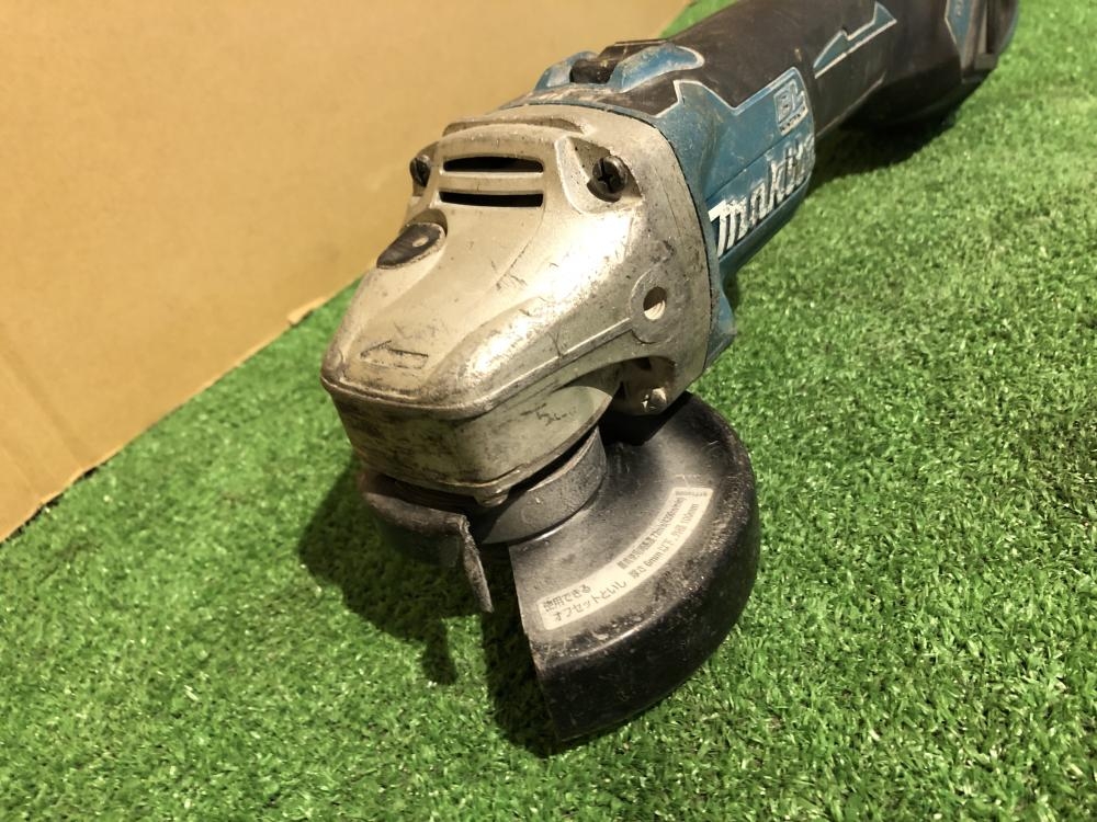 マキタ makita 100mm充電式ディスクグラインダ GA412Dの中古 中古C傷