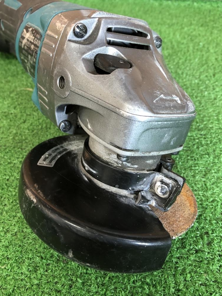 マキタ makita 40Vmax充電式ディスクグラインダ GA009Gの中古 中古C傷