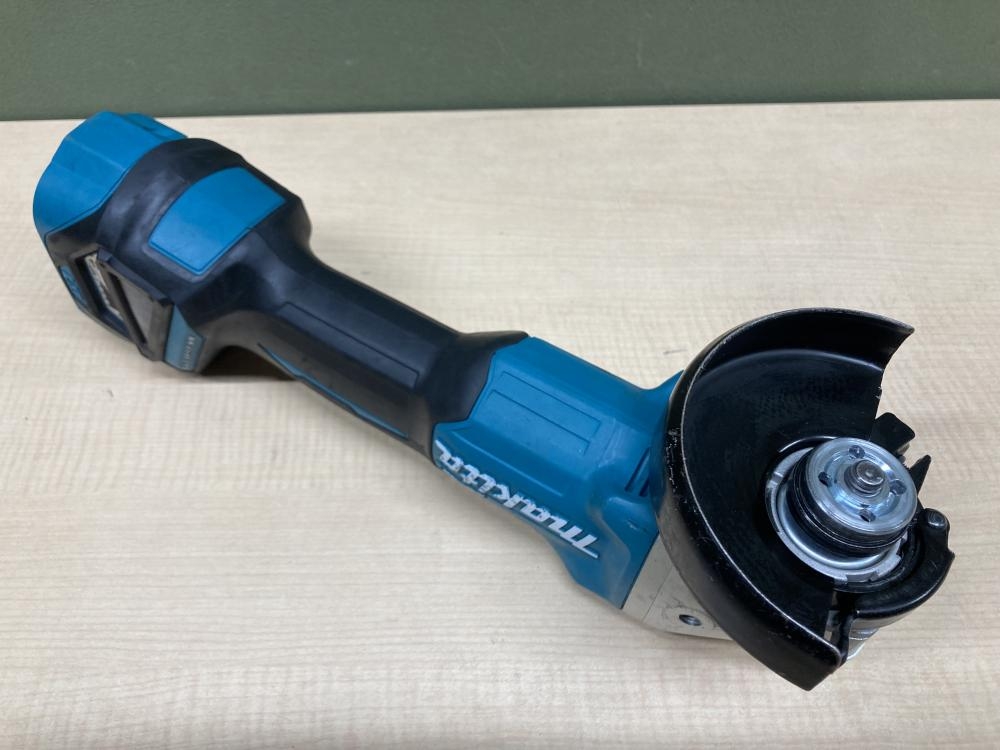 マキタ makita 100mm充電式ディスクグラインダ 本体のみ GA412Dの中古
