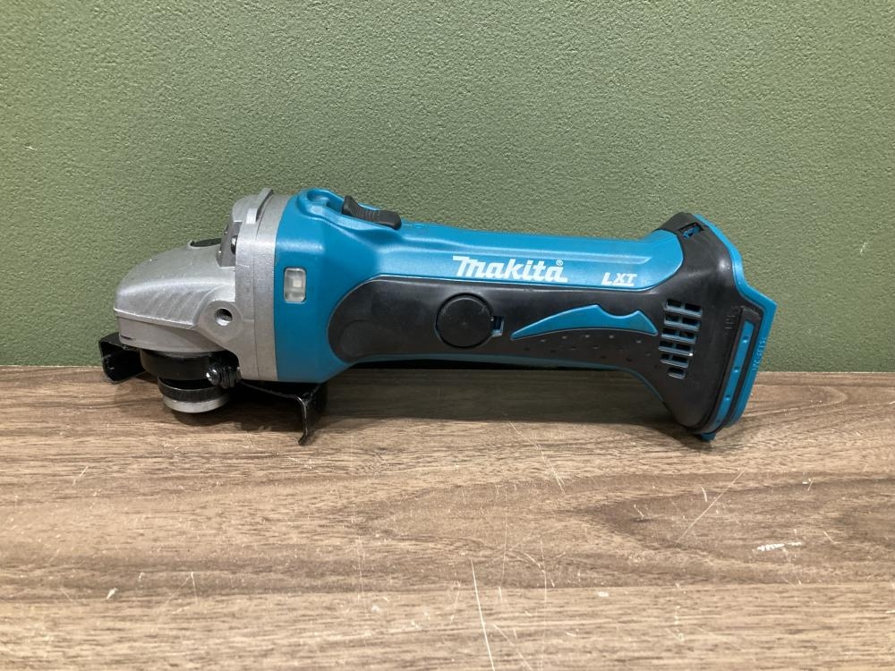 makita マキタ 100㎜充電式ディスクグラインダ GA402Dの中古 中古B使用 