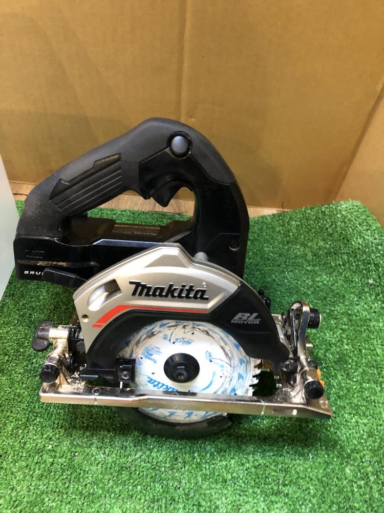 makita マキタ 125mm充電式マルノコ HS474DZBの中古 中古B使用感 makita マキタ 125mm充電式マルノコ HS474DZBの中古 中古B使用感