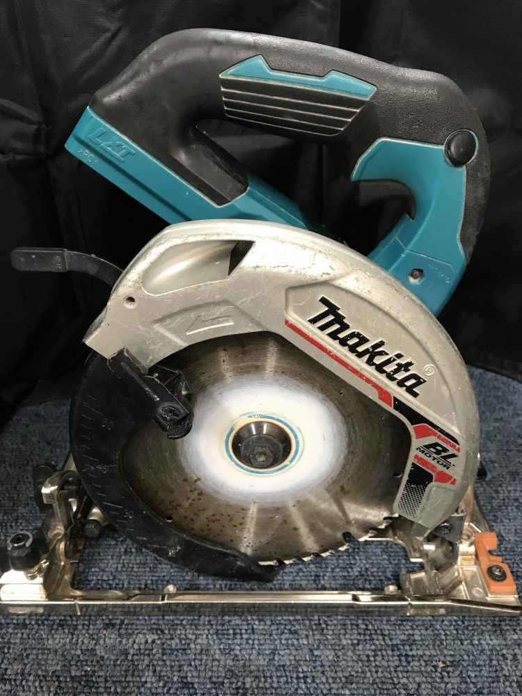 Makita - マキタ18v  HS631D Makita HS631D Rechargeable Circular Saw 18V Blue HS631DZS