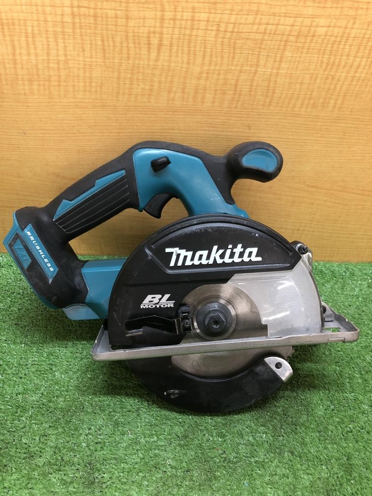 マキタ makita 充電式チップソーカッター CS551D 本体のみ 18V仕様 150mmの中古 中古B使用感あり  《大阪・枚方》中古工具販売の専門店│ ツールオフ枚方店 ｜中古工具販売のツールオフ