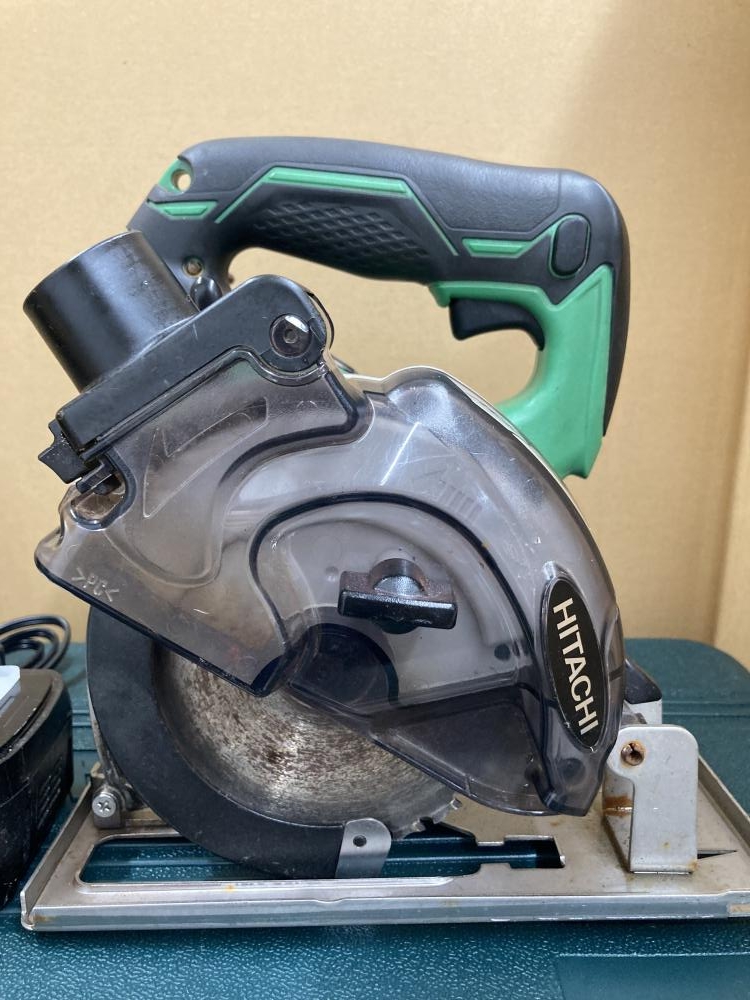 日立工機 18Vコードレスチップソーカッター CD18DBLの中古 中古C 日立工機 18Vコードレスチップソーカッター CD18DBLの中古 中古C