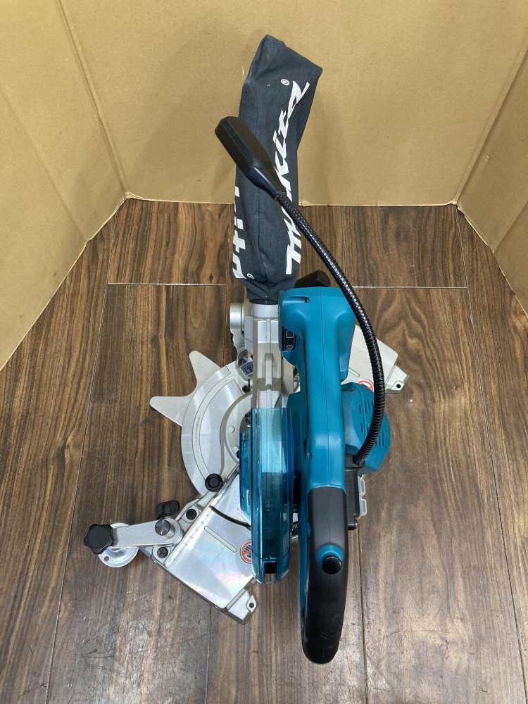 マキタ 165mm充電式卓上マルノコ LS600DZの中古 中古C傷汚れあり