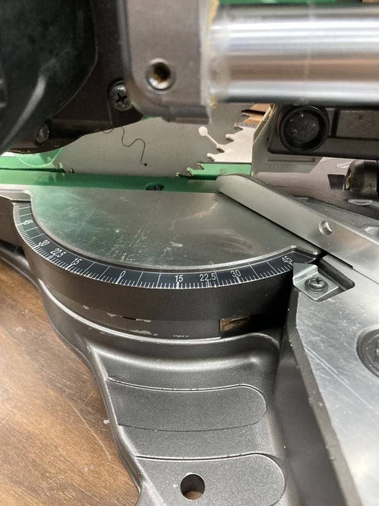 ハイコーキ 165mmコードレス卓上スライド丸のこ C3606DRAの中古 ハイコーキ 165mmコードレス卓上スライド丸のこ C3606DRAの中古