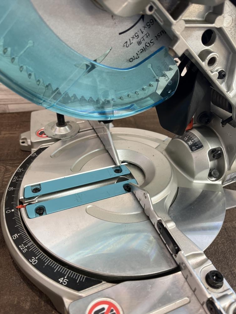 マキタ makita 165㎜卓上マルノコ LS600DZの中古 中古B使用感あり
