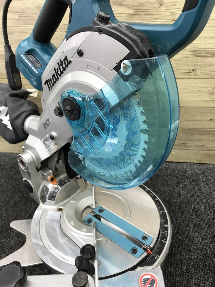 マキタ makita 165mm 充電式卓上マルノコ LS600Dの中古 中古B使用感 