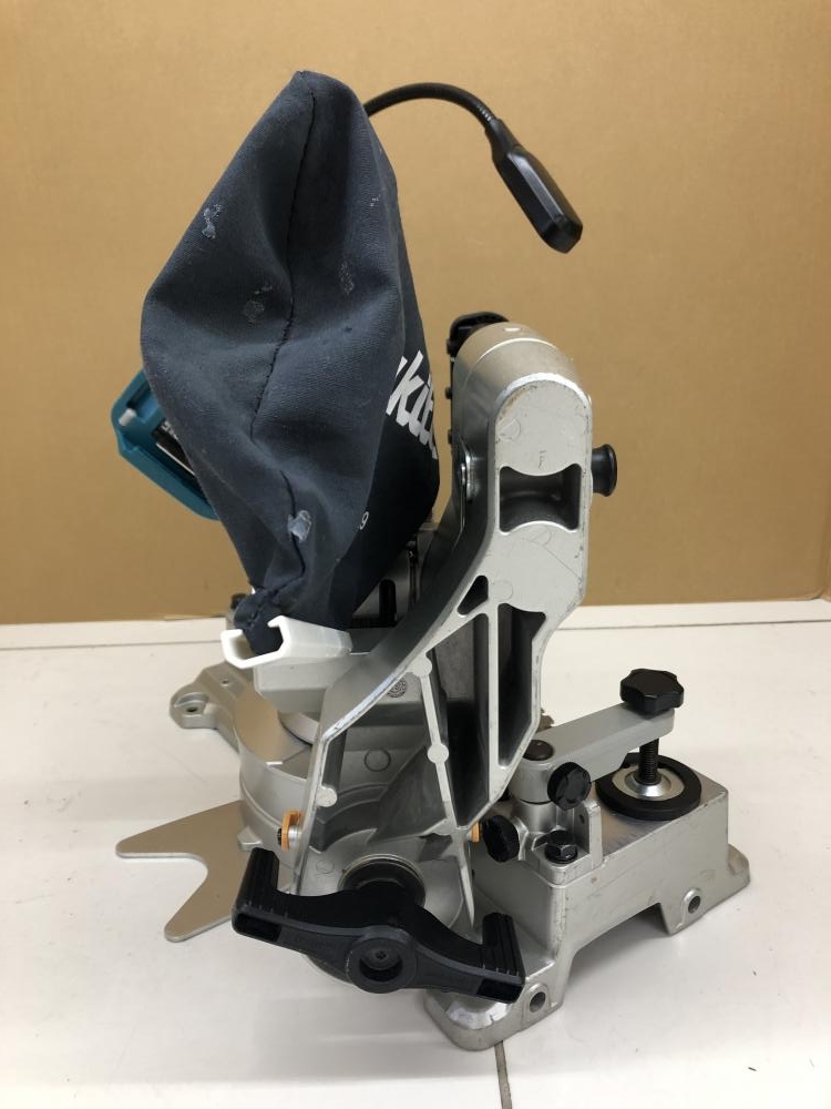 マキタ makita 165㎜充電式スライドマルノコ LS610Dの中古 中古C傷汚れ