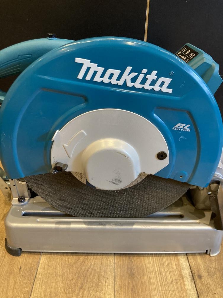 マキタ 355mm充電式切断機 LW141Dの中古 中古B使用感あり 《東京・調布 